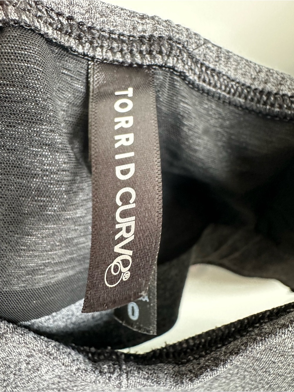 Torrid Lightly Lined Smooth Cross-Front Bralette Gray Size 0 (Large) - Picture 4 of 6